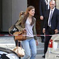 Charlotte Casiraghi arrives at the airport | Picture 87716